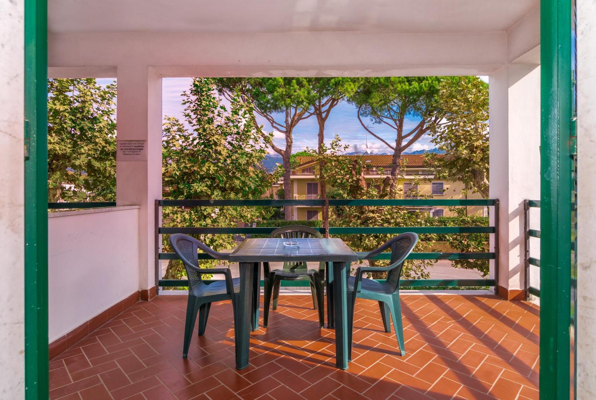 Hotel Eura Marina di Massa Kültér fotó