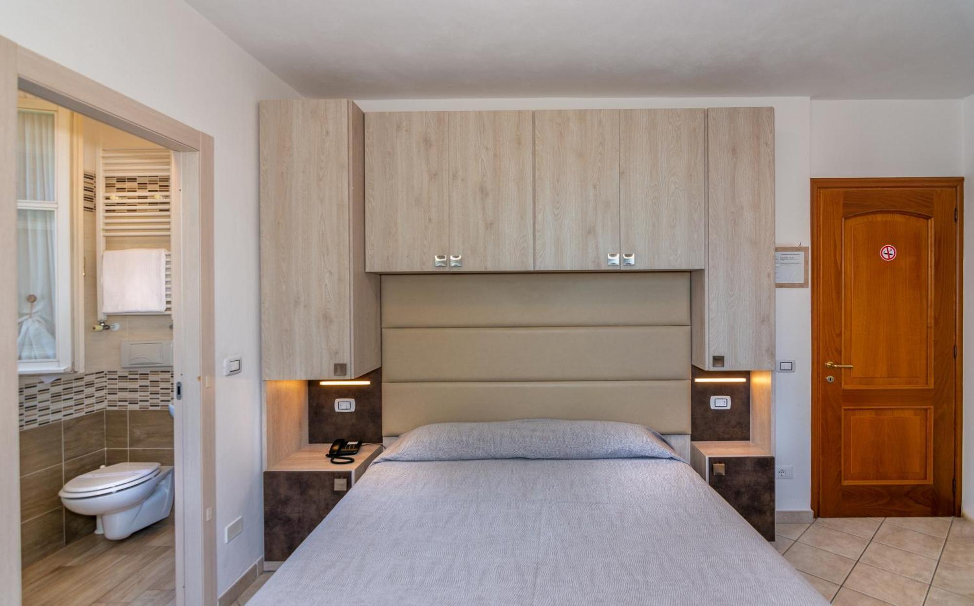Hotel Eura Marina di Massa Kültér fotó