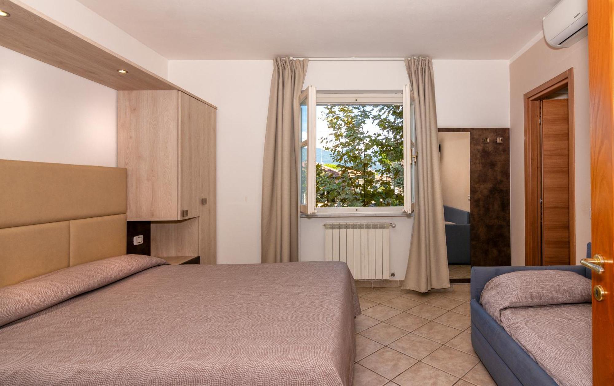 Hotel Eura Marina di Massa Kültér fotó
