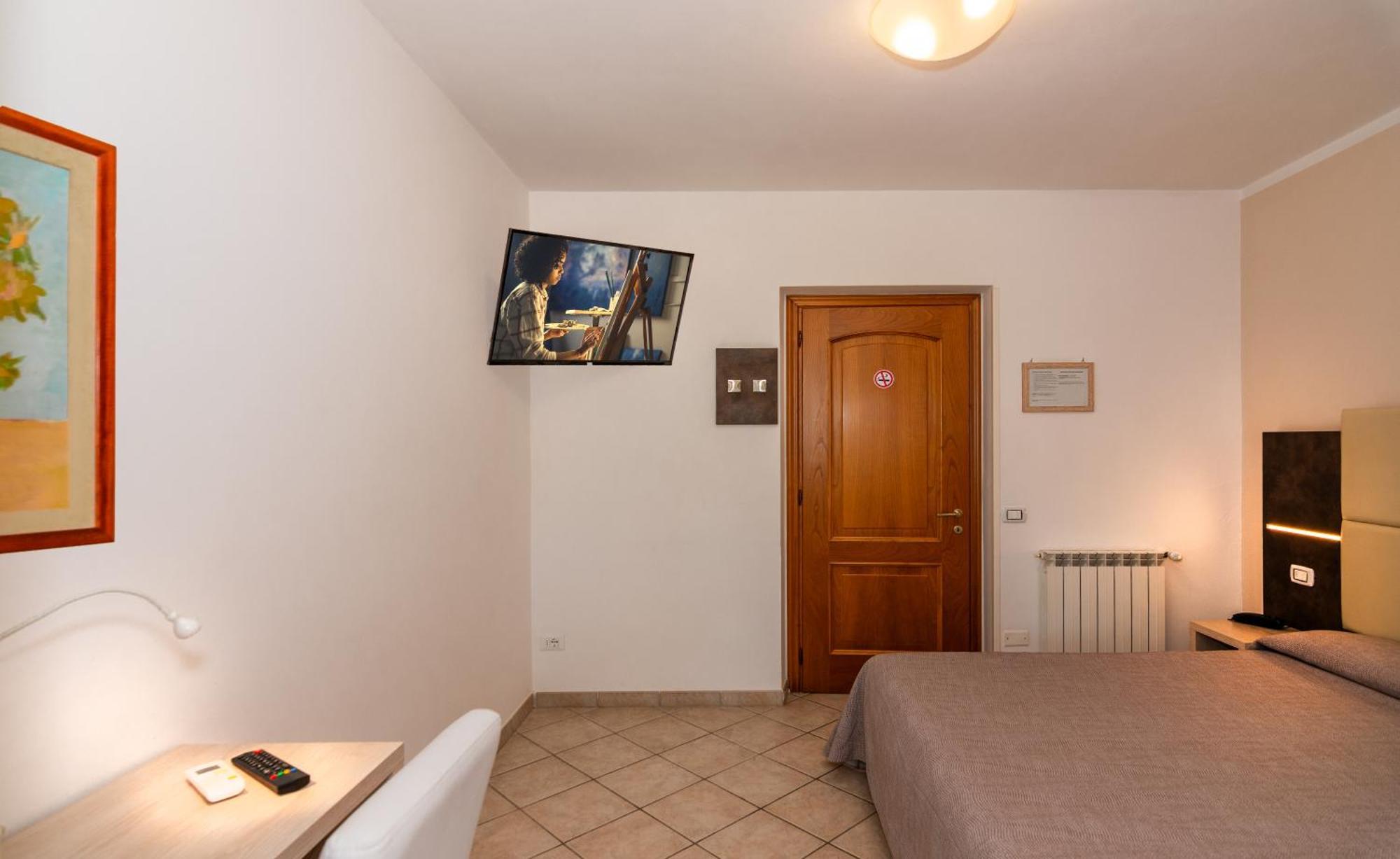 Hotel Eura Marina di Massa Kültér fotó