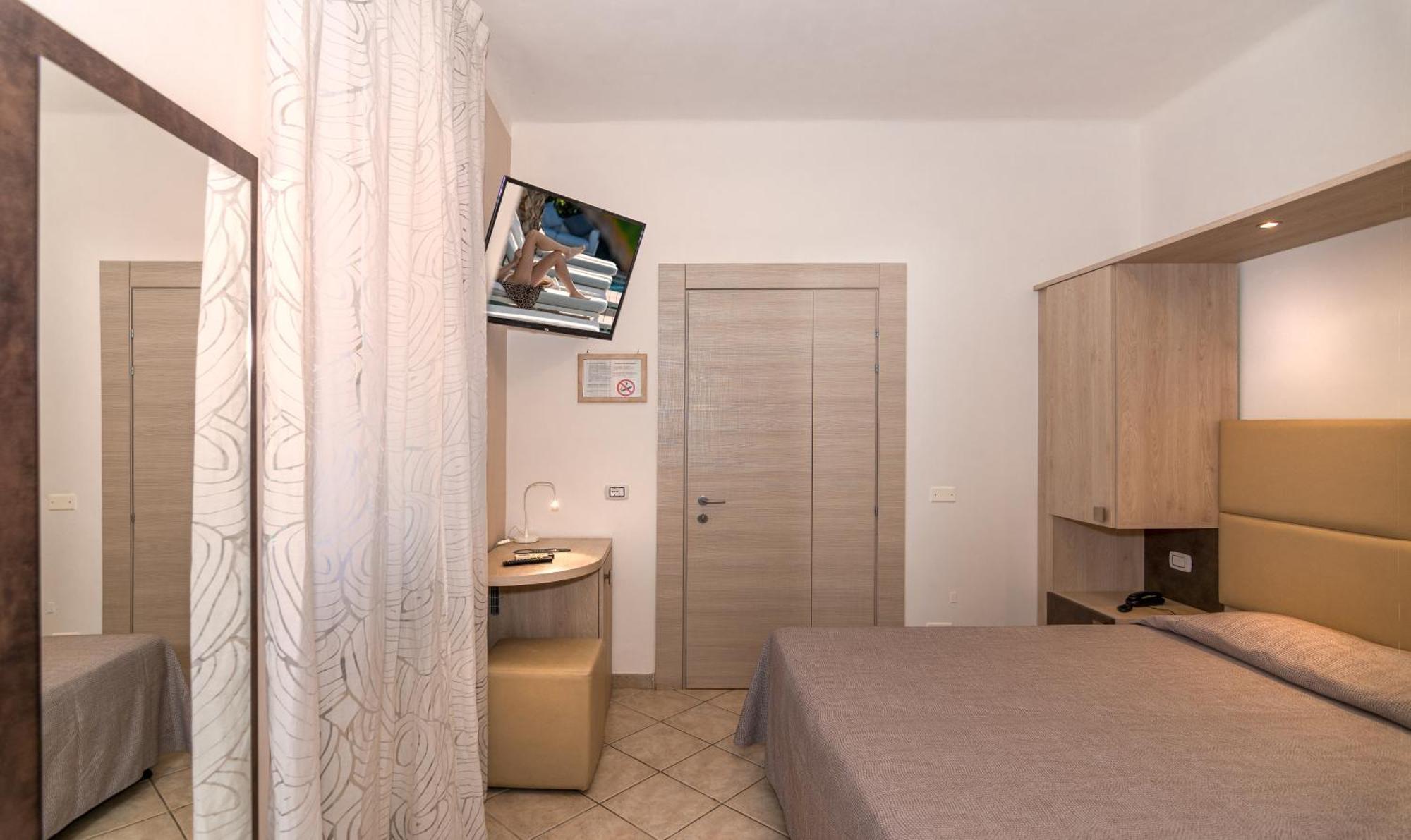 Hotel Eura Marina di Massa Kültér fotó