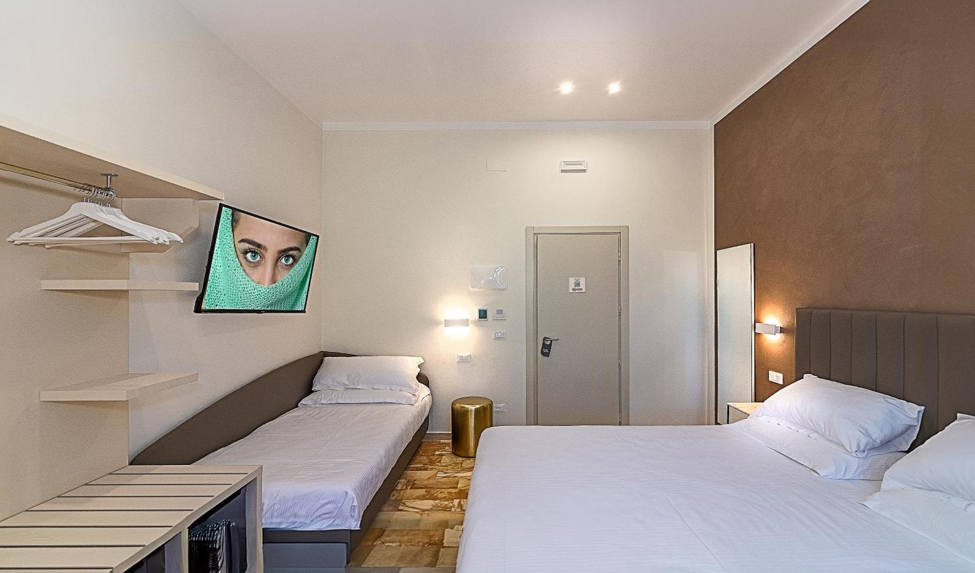 Hotel Eura Marina di Massa Kültér fotó