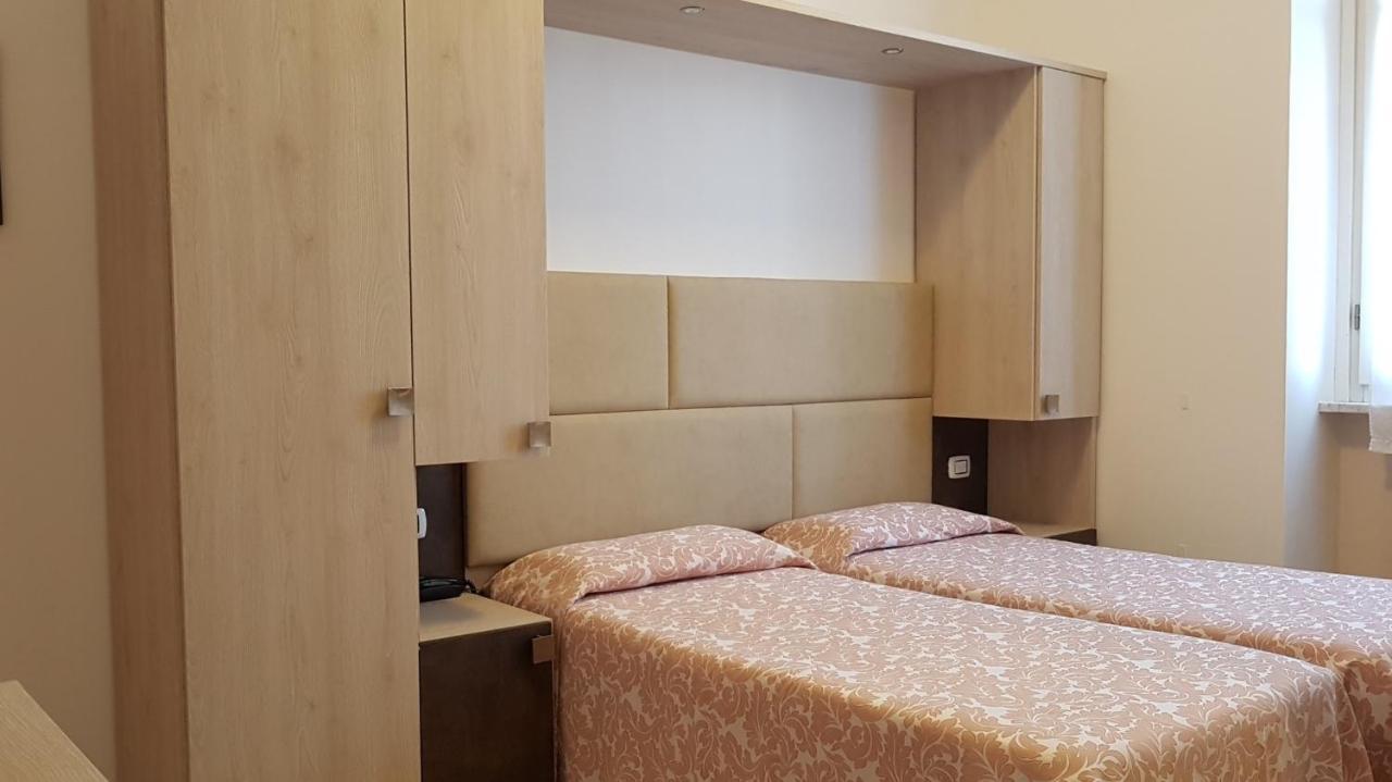 Hotel Eura Marina di Massa Kültér fotó